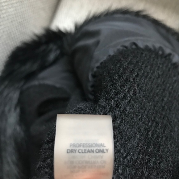 Sold Dolce Cabo Faux Fur Vest Black Knit XS - Picture 8 of 9